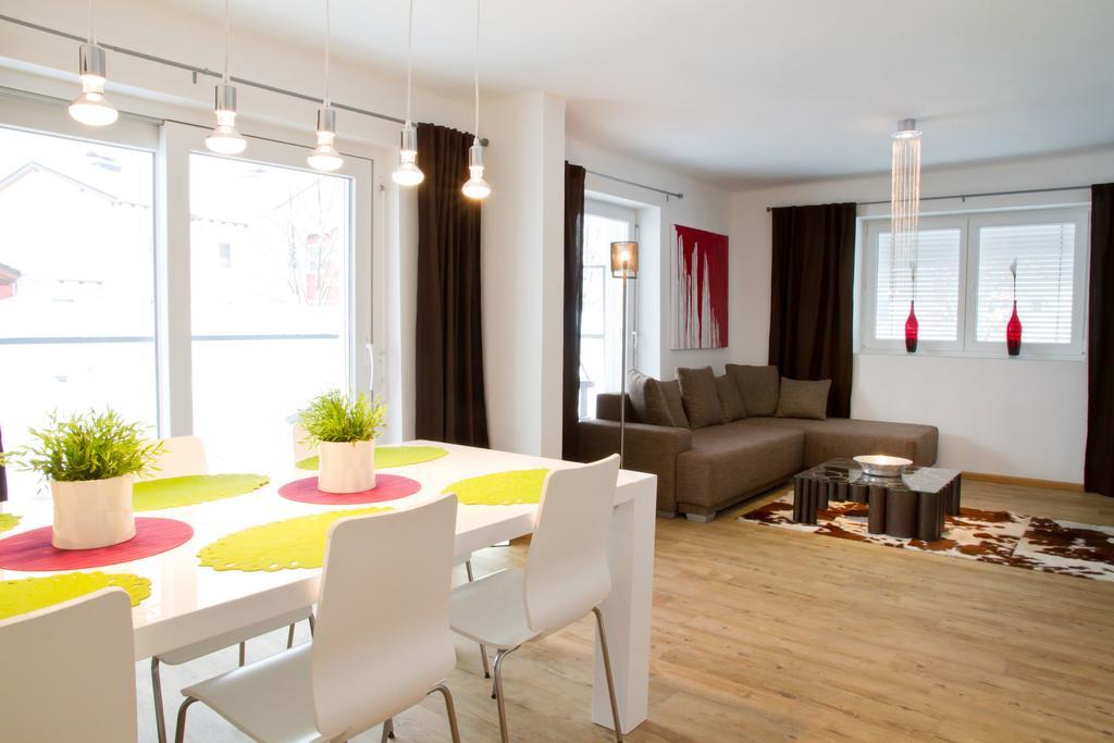 Arnsteiner Apartments เซลล์อัมเซ ภายนอก รูปภาพ