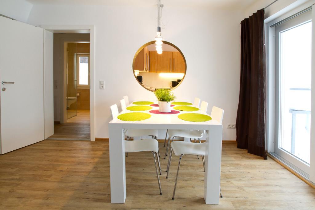 Arnsteiner Apartments เซลล์อัมเซ ภายนอก รูปภาพ