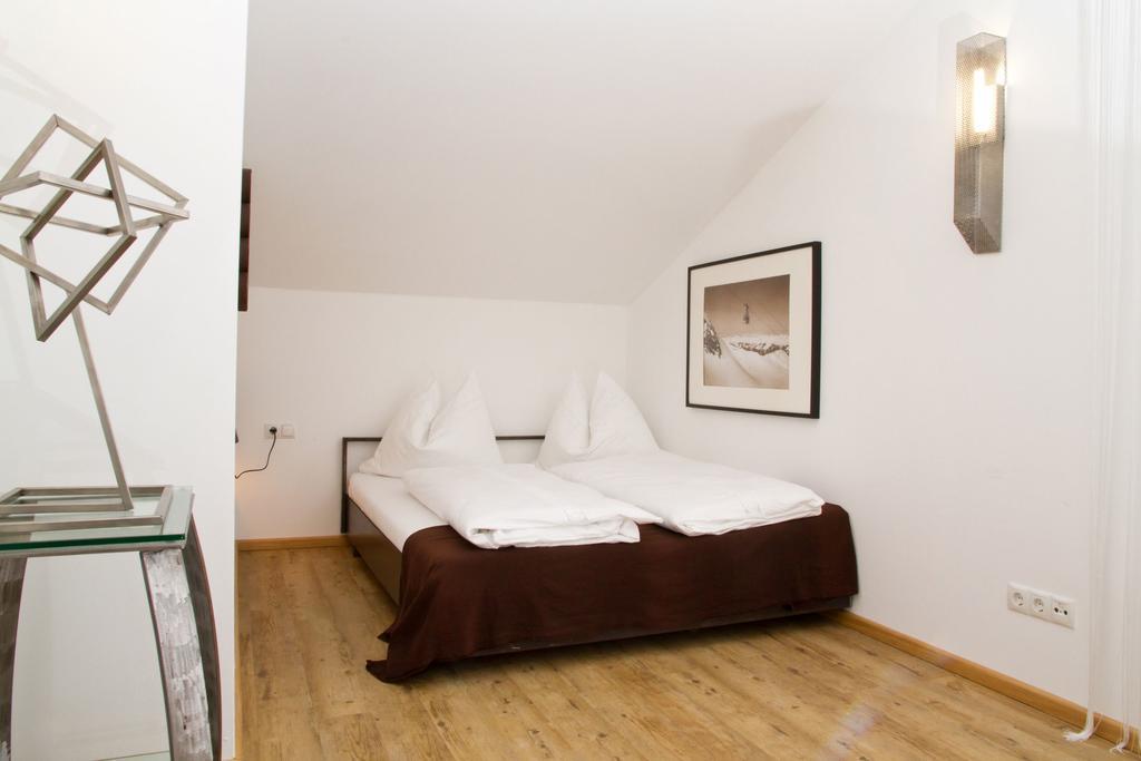 Arnsteiner Apartments เซลล์อัมเซ ภายนอก รูปภาพ