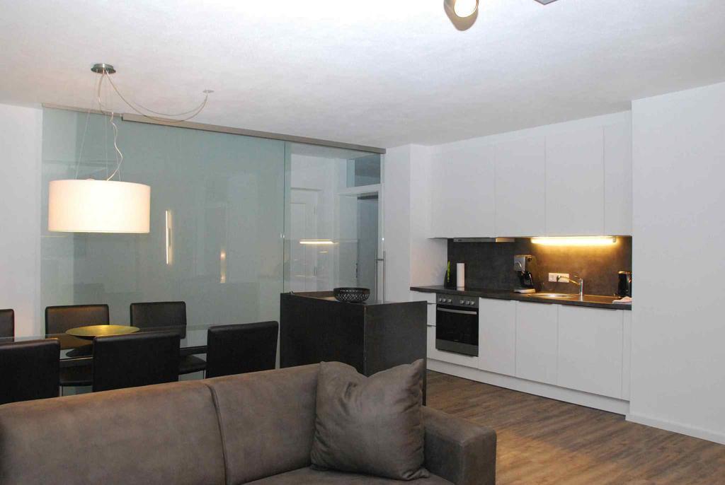 Arnsteiner Apartments เซลล์อัมเซ ภายนอก รูปภาพ